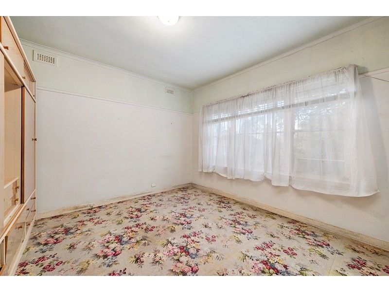 10 Parkhill Drive, Ashwood VIC 3147