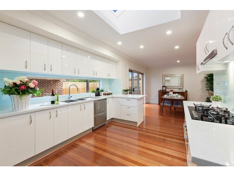 1/18 Heath Street, Glen Waverley VIC 3150