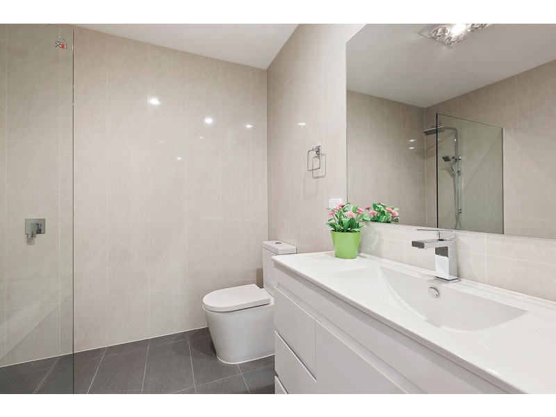 1/18 Heath Street, Glen Waverley VIC 3150