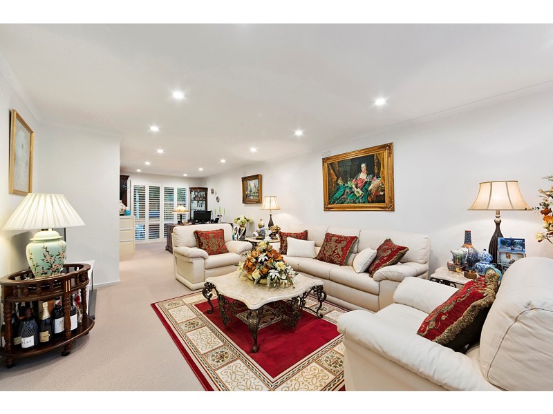 73 Marykirk Drive, Wheelers Hill VIC 3150