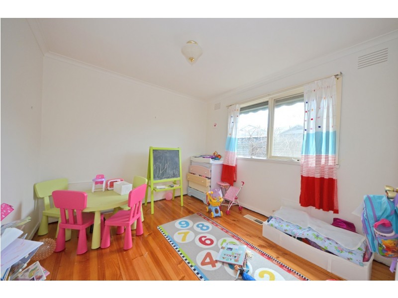 8 Moray Grove, Vermont South VIC 3133