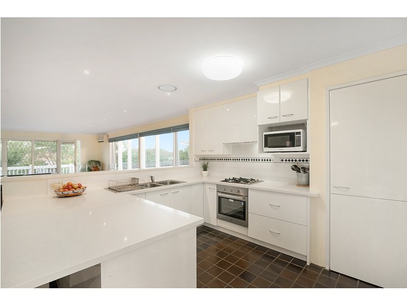 10 Renbold Place, Mulgrave VIC 3170