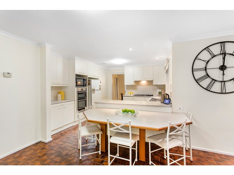 2 Goldfield Court, Wheelers Hill VIC 3150