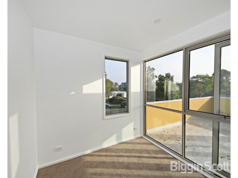 101/22 Shirley Avenue, Glen Waverley VIC 3150