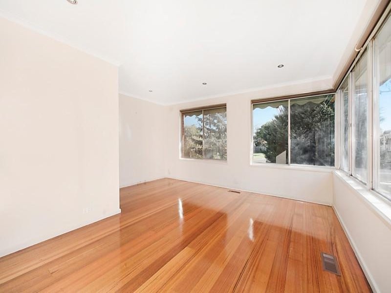 12 Aintree Avenue, Mulgrave VIC 3170