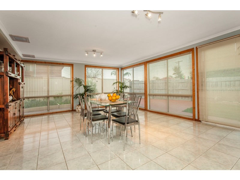 1 Norris Court, Noble Park North VIC 3174