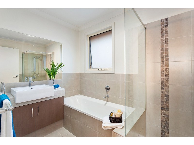 4/2 Joyce Avenue, Glen Waverley VIC 3150
