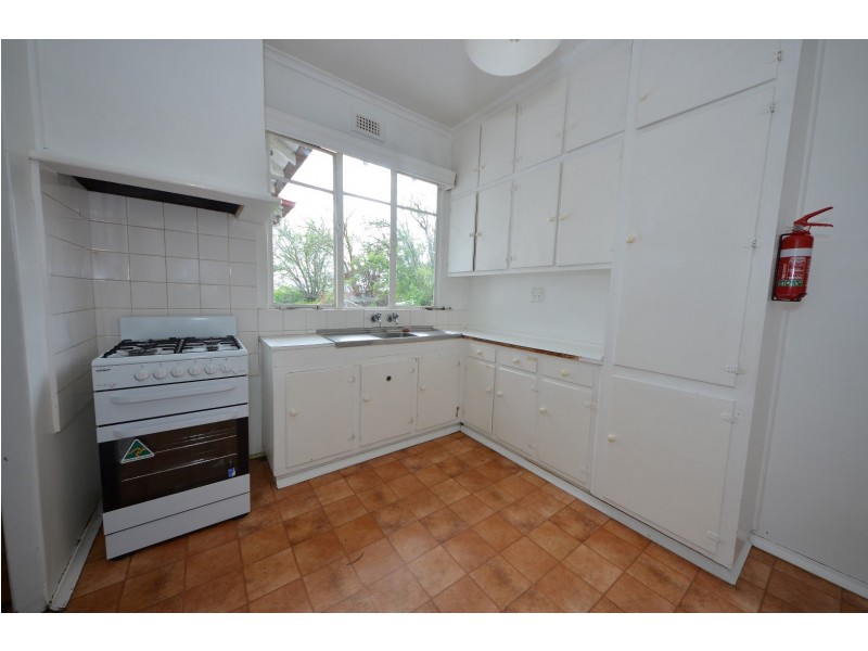 10 Hughes Street, Burwood VIC 3125