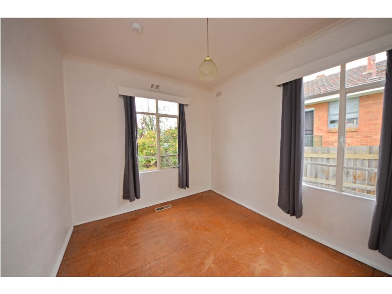 10 Hughes Street, Burwood VIC 3125