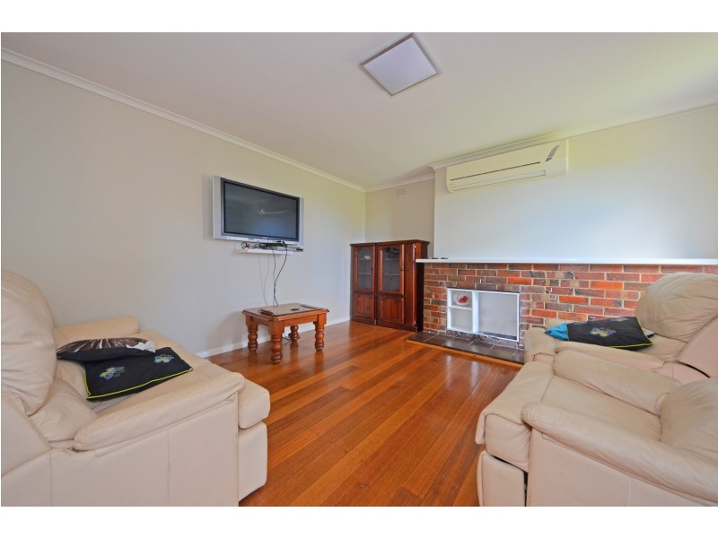 3 Pemberley Drive, Notting Hill VIC 3168