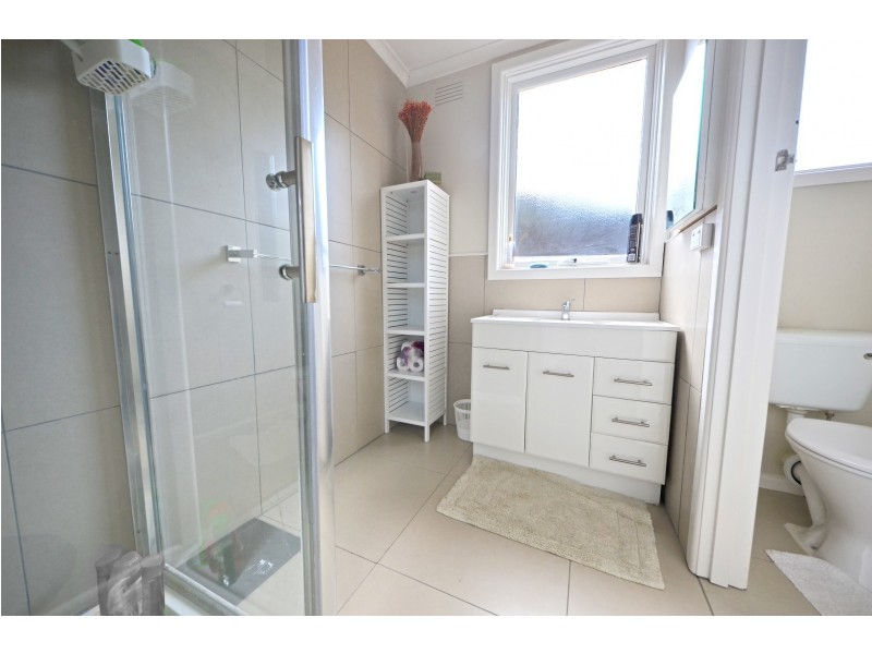 3 Pemberley Drive, Notting Hill VIC 3168