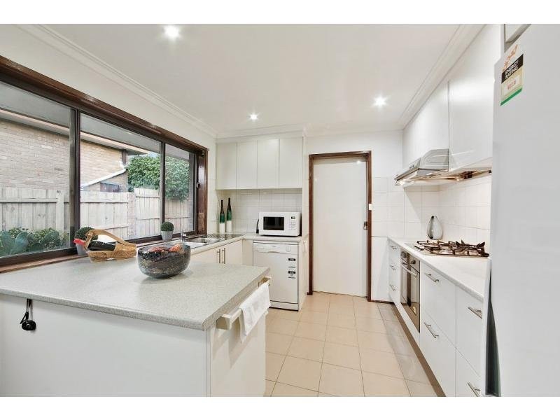 17 Farm Road, Oakleigh South VIC 3167