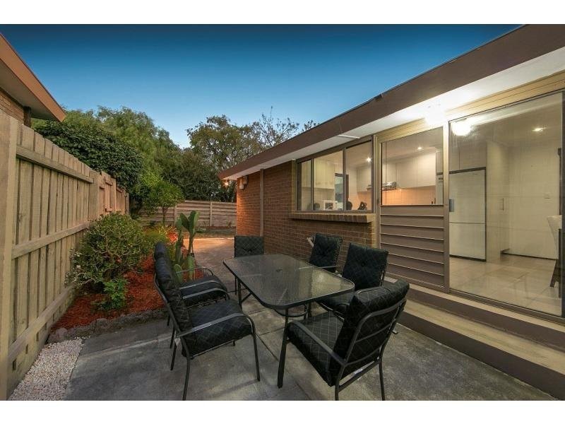 17 Farm Road, Oakleigh South VIC 3167