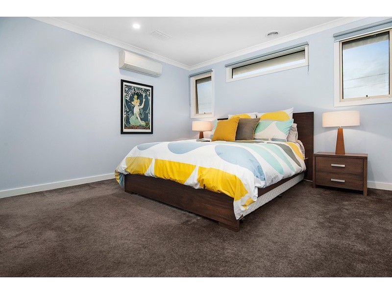 1/2 Joyce Avenue, Glen Waverley VIC 3150