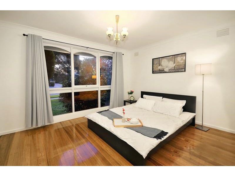 62 Camelot Drive, Glen Waverley VIC 3150