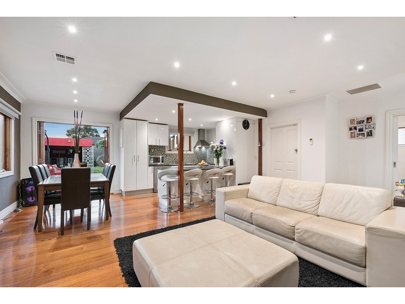 6 Kallay Street, Dandenong North VIC 3175