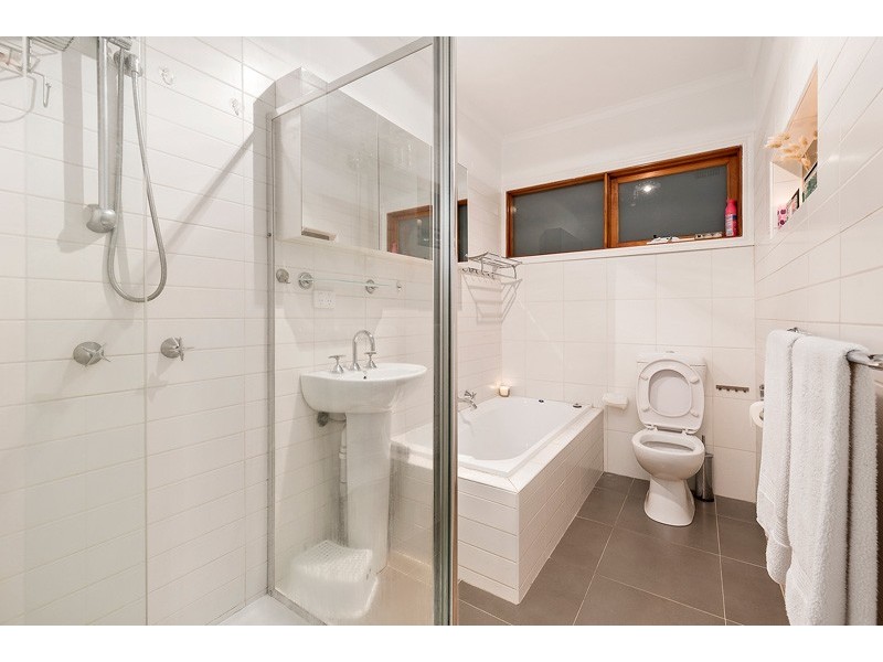 6 Kallay Street, Dandenong North VIC 3175