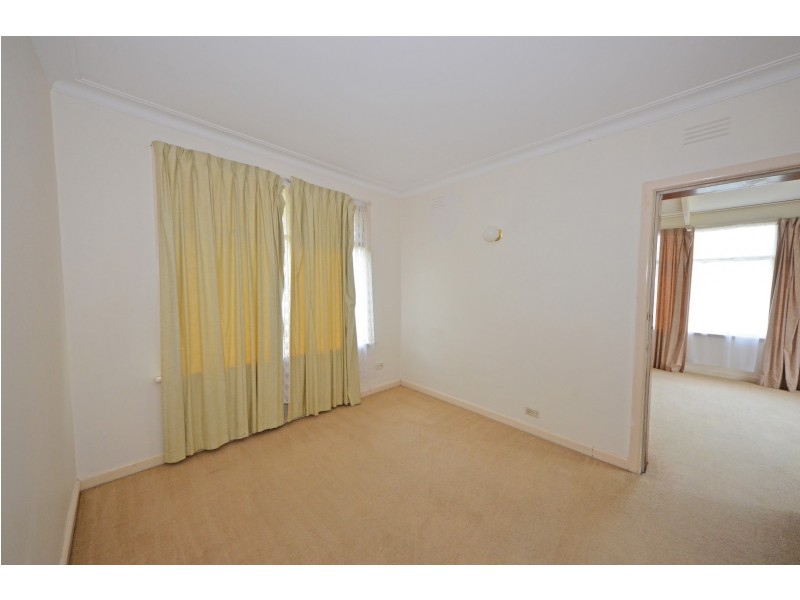 37 Hillview Avenue, Mount Waverley VIC 3149