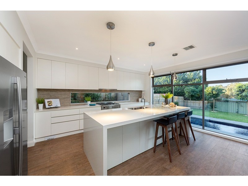 23 Ian Grove, Mount Waverley VIC 3149