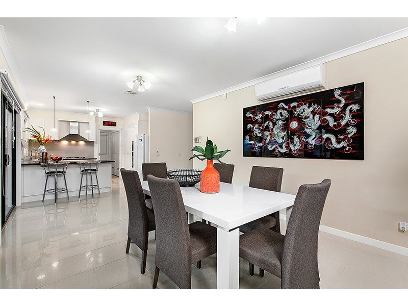 1/8 Morloc Street, Forest Hill VIC 3131