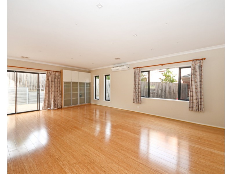 24 Fiander Avenue, Glen Waverley VIC 3150