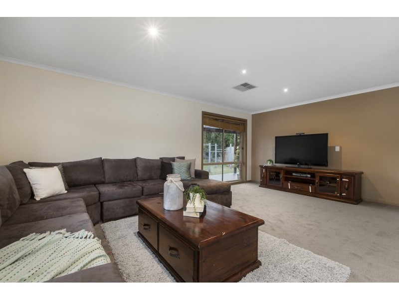 7/4 Lang Road, Mount Waverley VIC 3149
