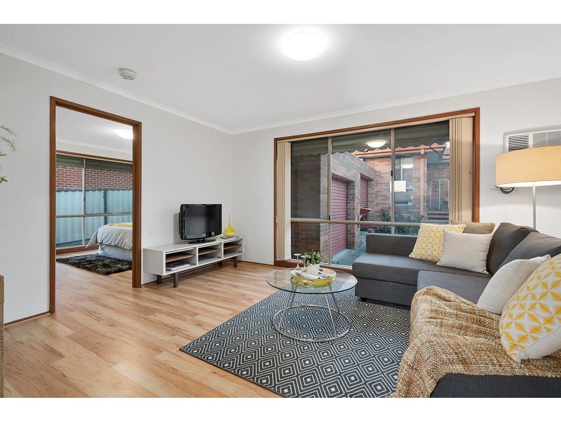2/3 Roberts Avenue, Mulgrave VIC 3170