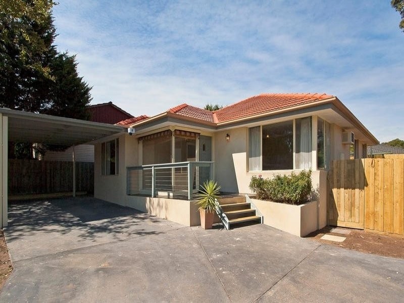 25 Kalimna Street, Mooroolbark VIC 3138