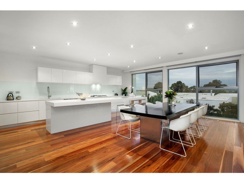 6 Arbour Drive, Kew VIC 3101