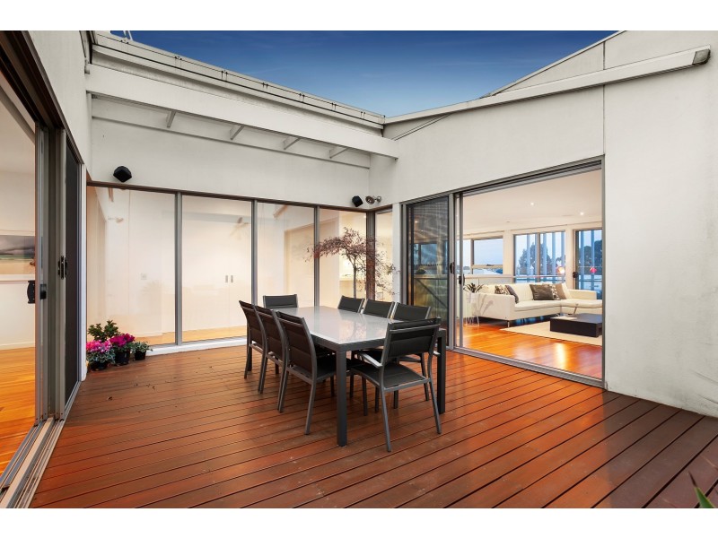 6 Arbour Drive, Kew VIC 3101