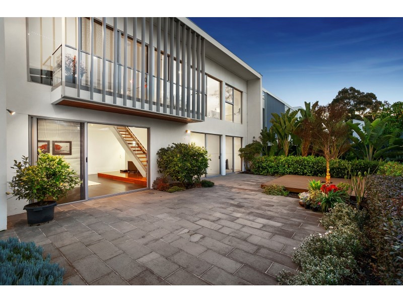 6 Arbour Drive, Kew VIC 3101