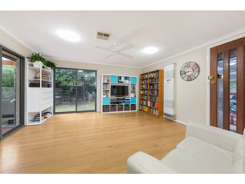 1 Pemberley Drive, Notting Hill VIC 3168