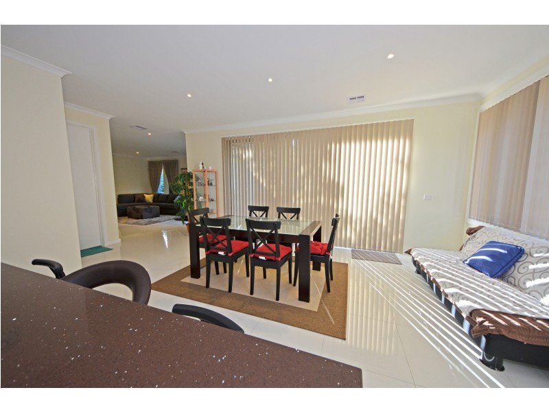 2/3 Bales Street, Mount Waverley VIC 3149