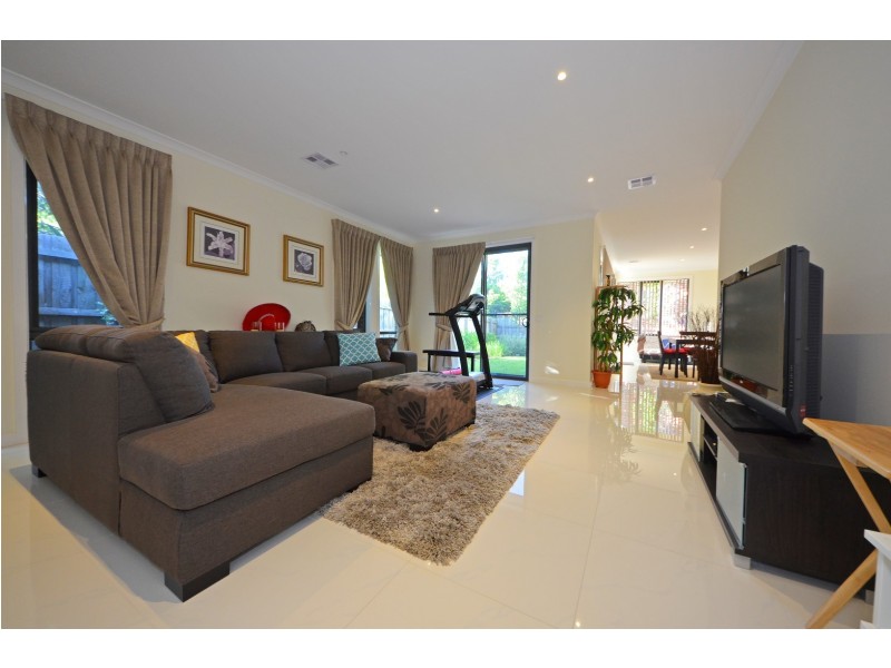 2/3 Bales Street, Mount Waverley VIC 3149