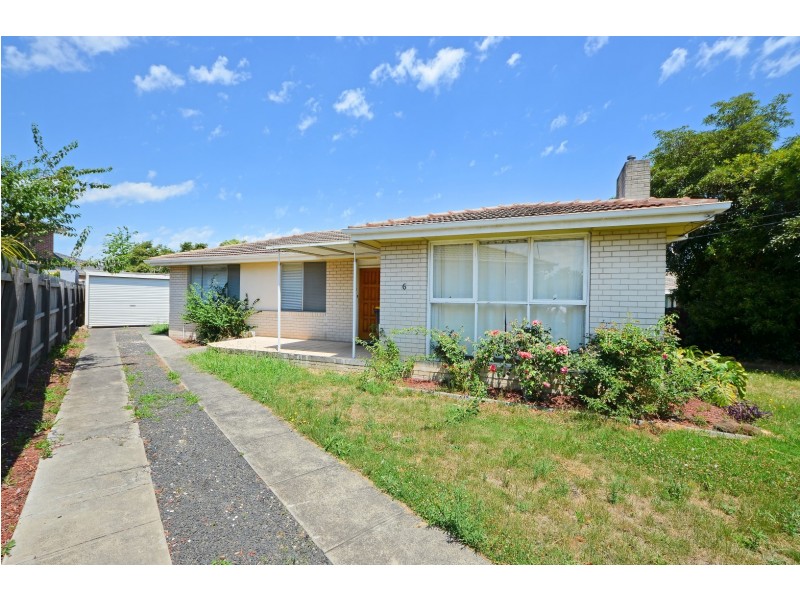 6 Hunsford Avenue, Notting Hill VIC 3168