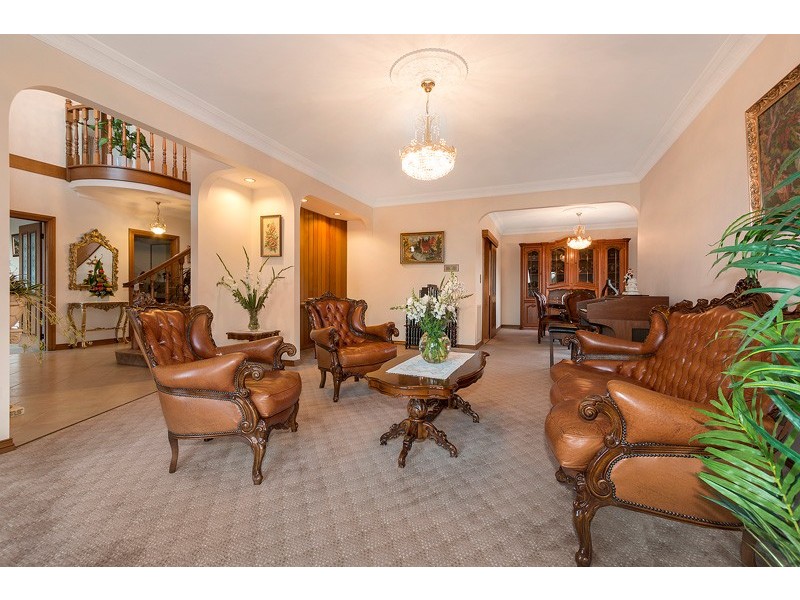 5 Narrabri Court, Wheelers Hill VIC 3150