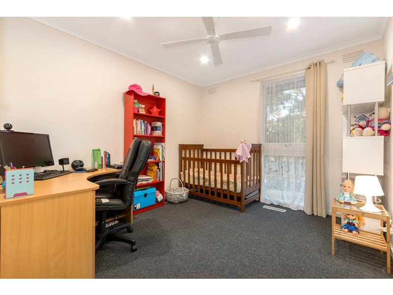 11 Cloverdale Court, Mulgrave VIC 3170