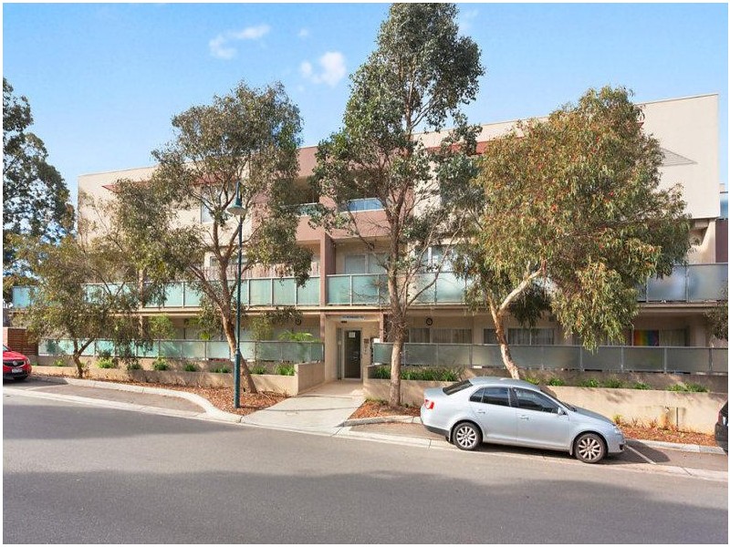 11/213 Normanby Road, Notting Hill VIC 3168
