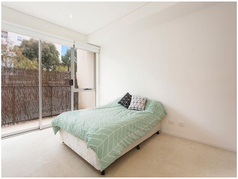 11/213 Normanby Road, Notting Hill VIC 3168
