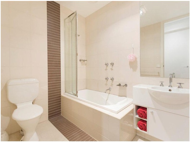 11/213 Normanby Road, Notting Hill VIC 3168