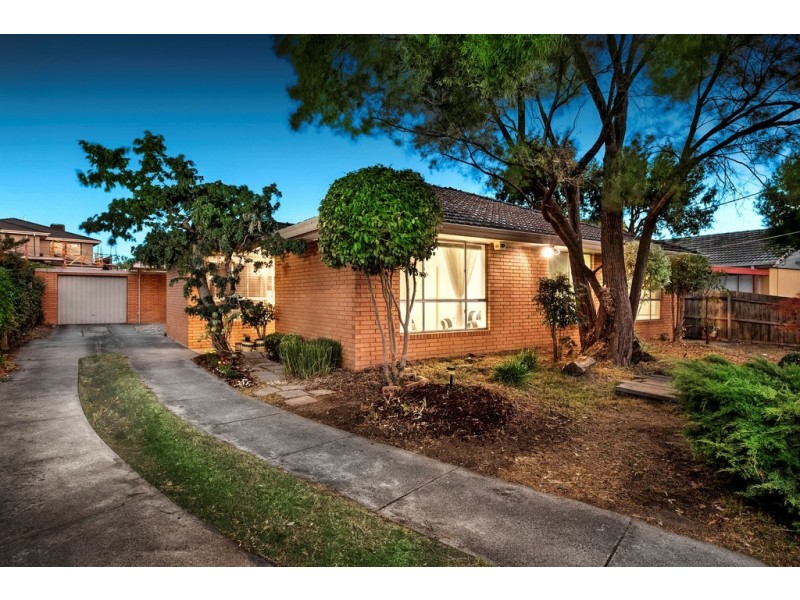 54 Bogong Avenue, Glen Waverley VIC 3150
