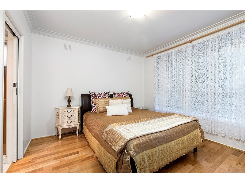54 Bogong Avenue, Glen Waverley VIC 3150