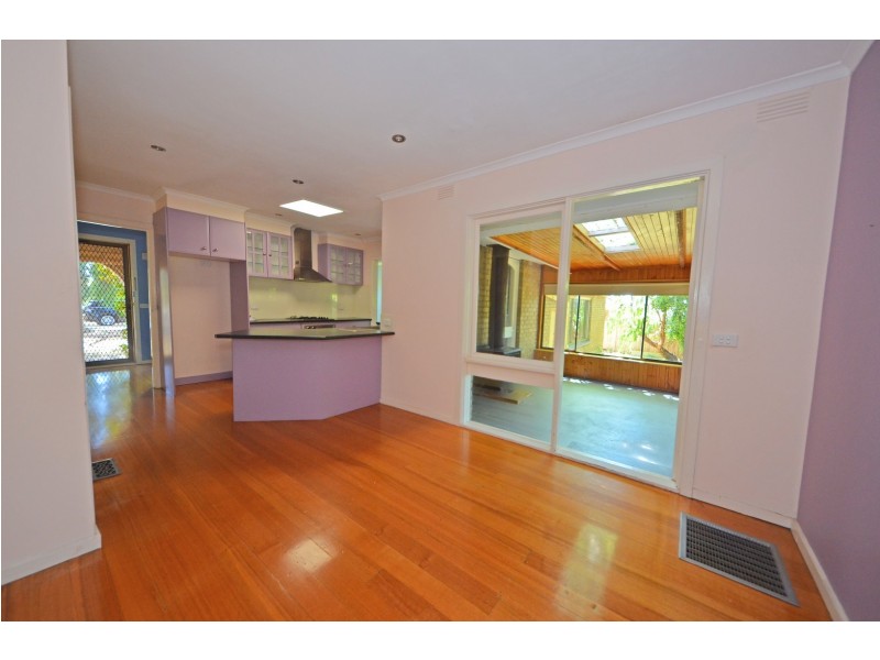 14 Rawlings Avenue, Ferntree Gully VIC 3156