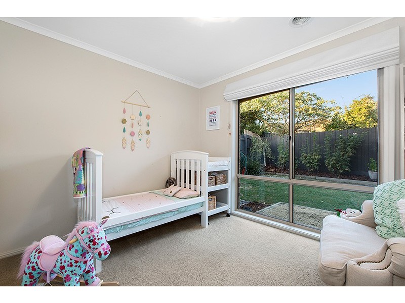 2/6 Chandor Court, Notting Hill VIC 3168
