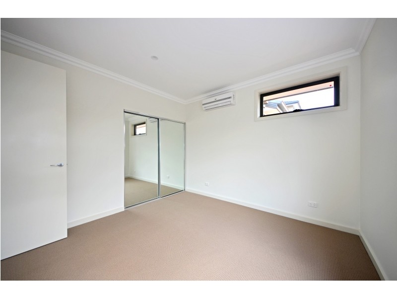 1 Sara Drive, Wheelers Hill VIC 3150