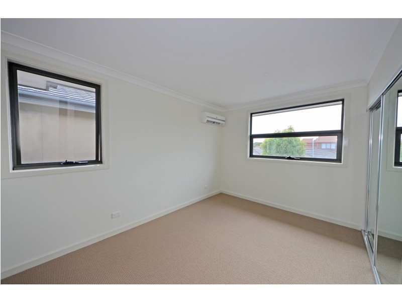 1 Sara Drive, Wheelers Hill VIC 3150