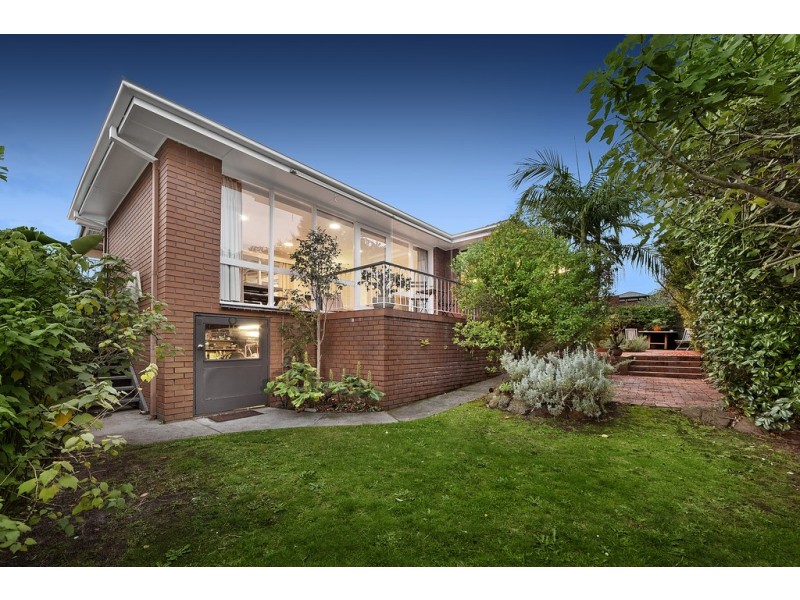 9 Nethercote Drive, Mount Waverley VIC 3149