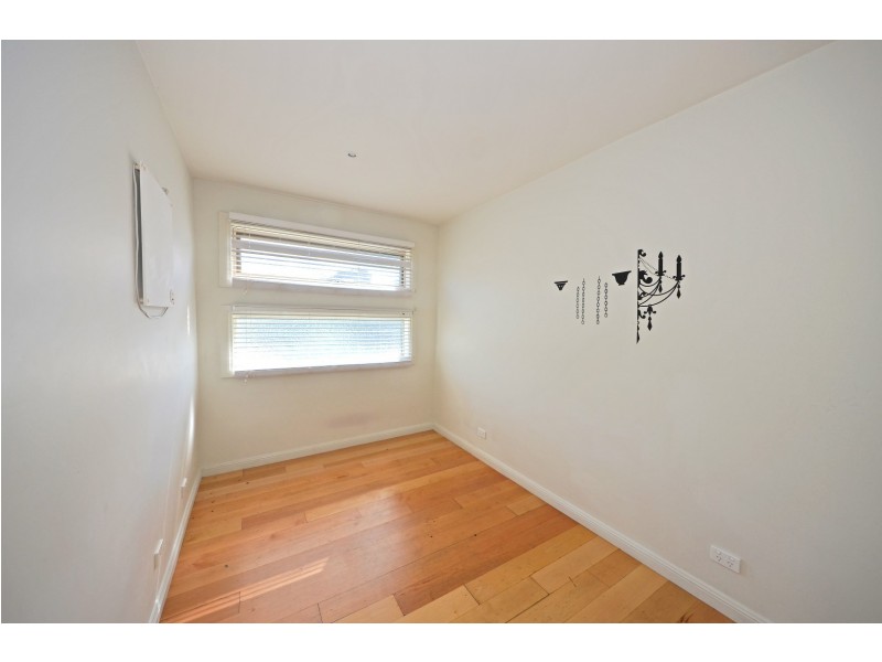 2/3 Sunnyside Avenue, Dandenong VIC 3175