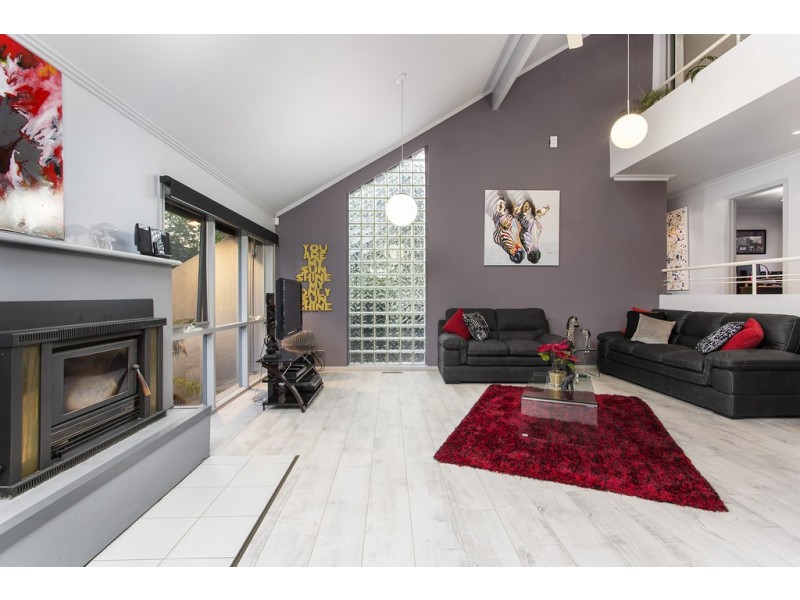 16 Daisy Street, Warranwood VIC 3134