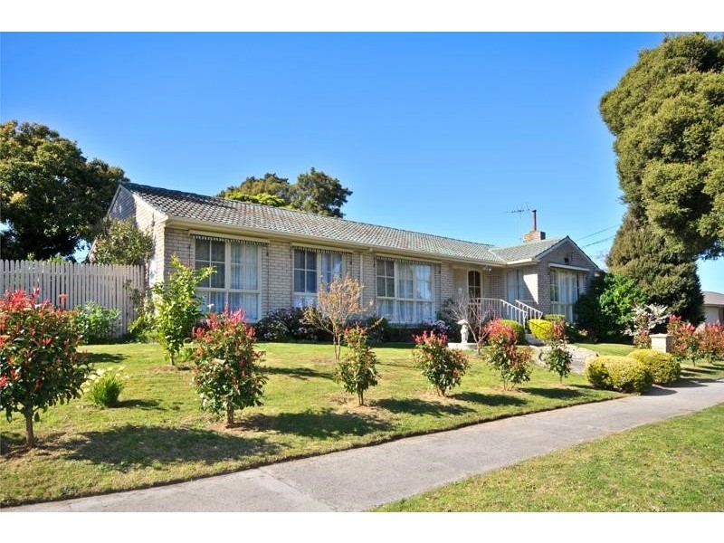 22 Farnham Avenue, Wheelers Hill VIC 3150